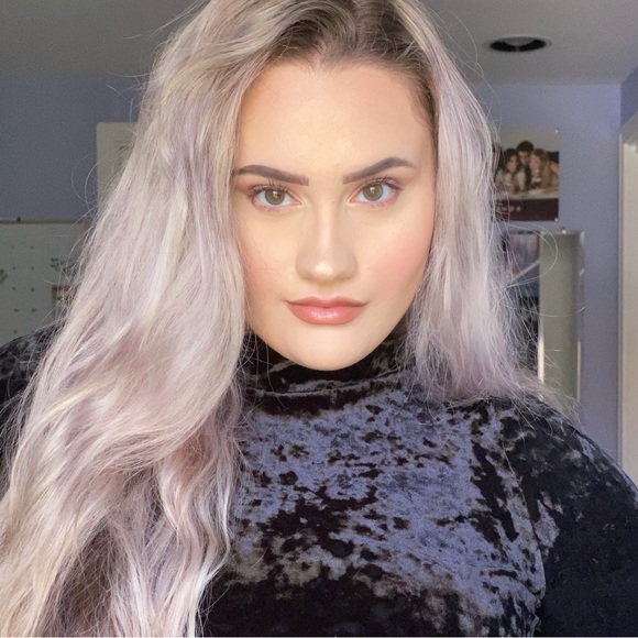 Meet your Posher, Alexa - Picture 1 of 1